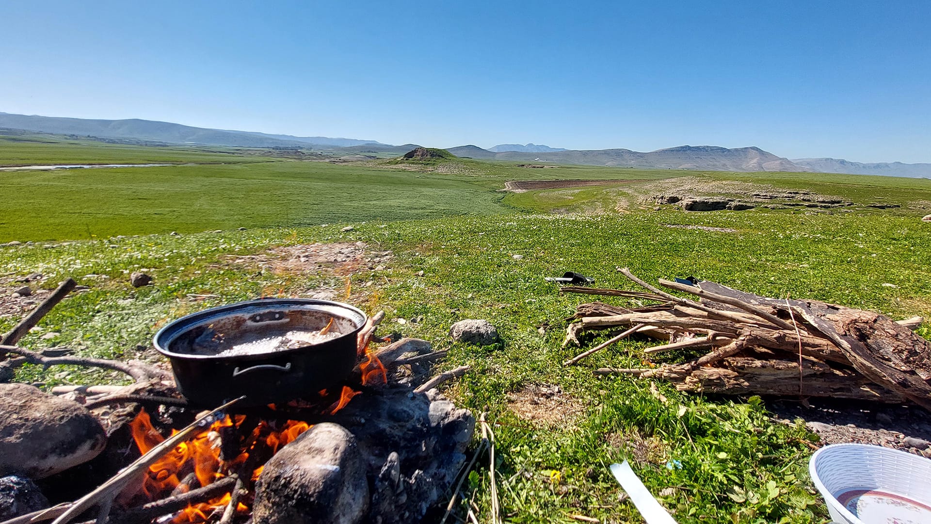 وەزارەتی پێشمەرگە بۆ هاووڵاتییان: نزیكی سەنگەرەگان مەبنەوە و تەقەش مەكەن