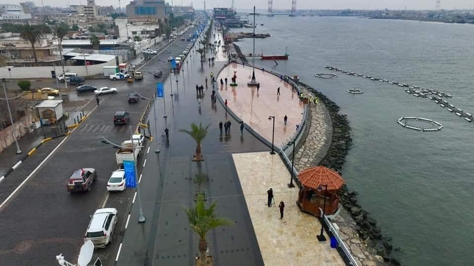 پەیڕەوانی شیعە مەزهەب لەبەسرە شەقامێک دادەخەن و شین دەگێڕن