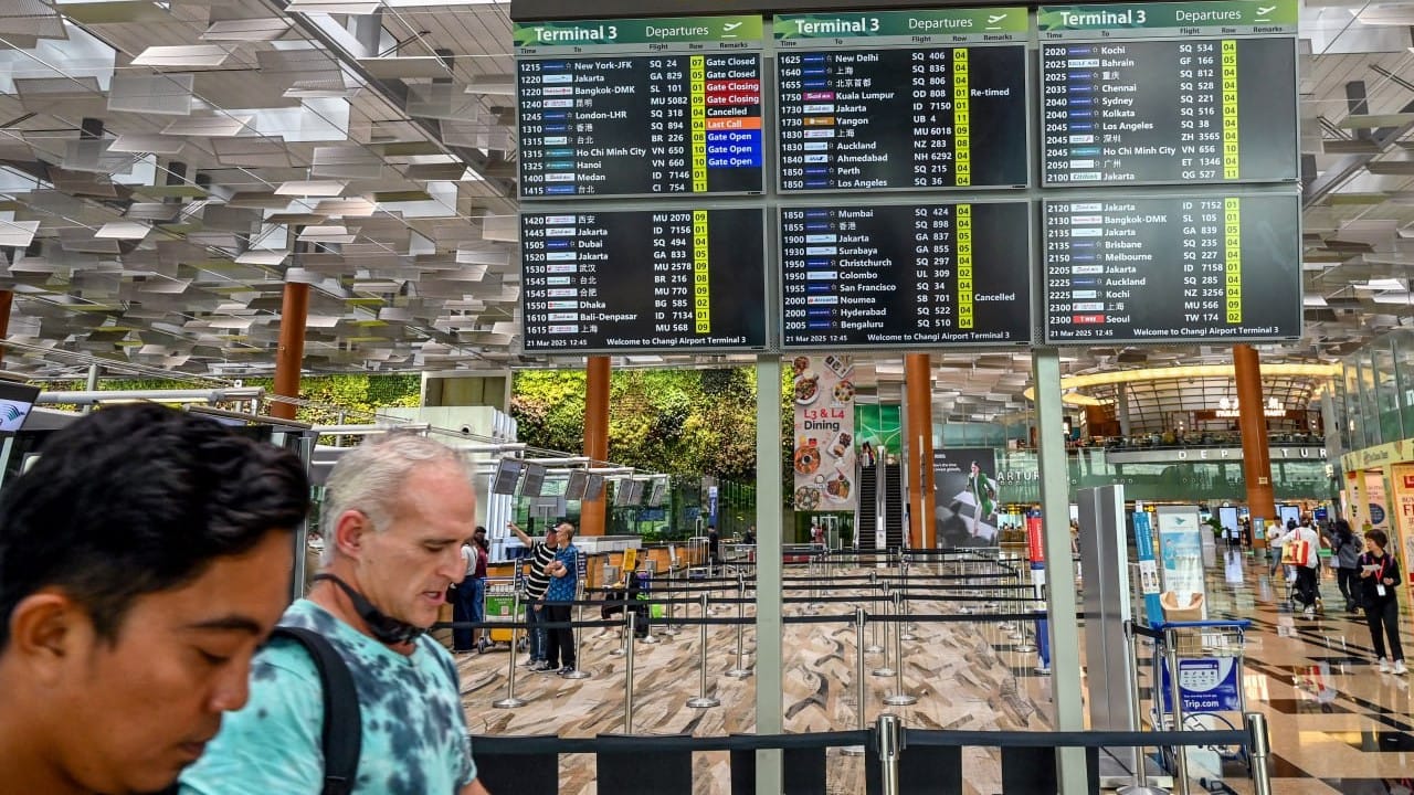 قەرەباڵغترین فڕۆکەخانەی ئەوروپا بەهۆی ئاگرکەوتنەوە دادەخرێت