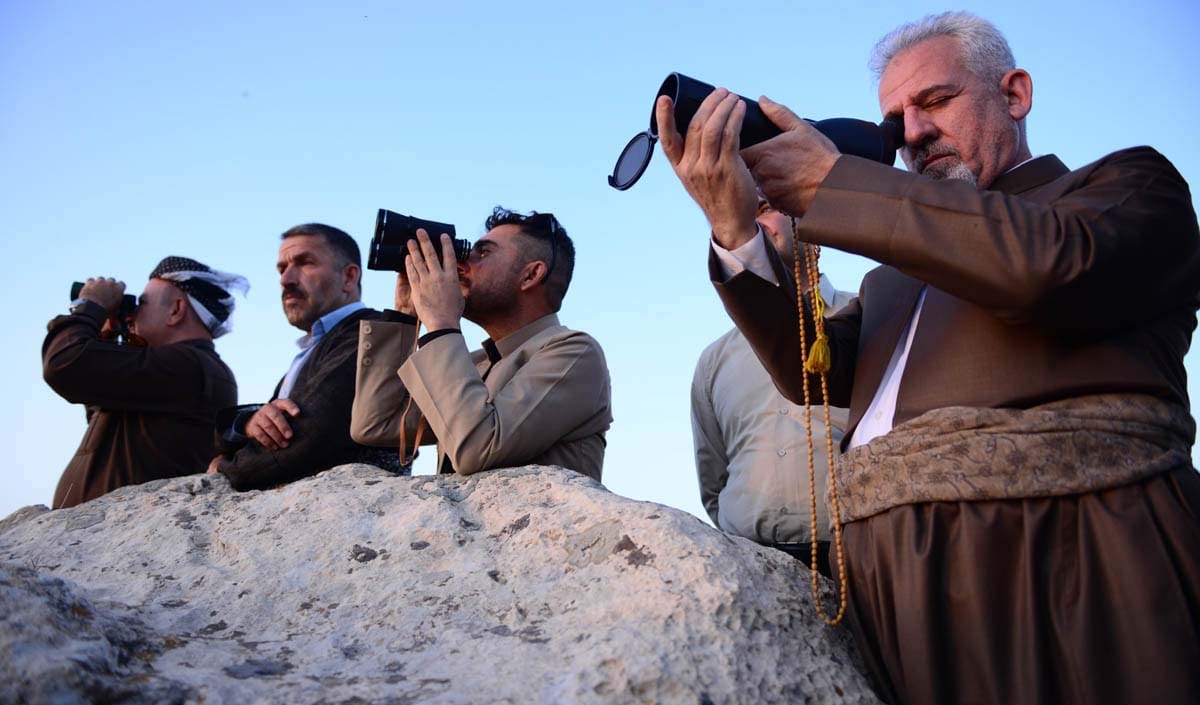 شارەزایەکی کەشناسی: لەبەر دوو هۆکار بینینی مانگ لە ئاسمانی کوردستان زەحمەتە