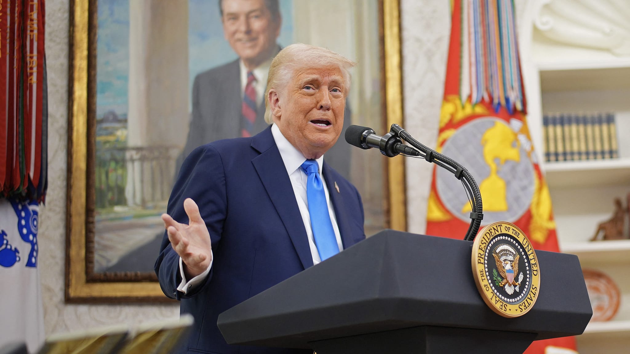 ترەمپ هەڕەشەی بۆردوومانکردنی ئێران دەکات