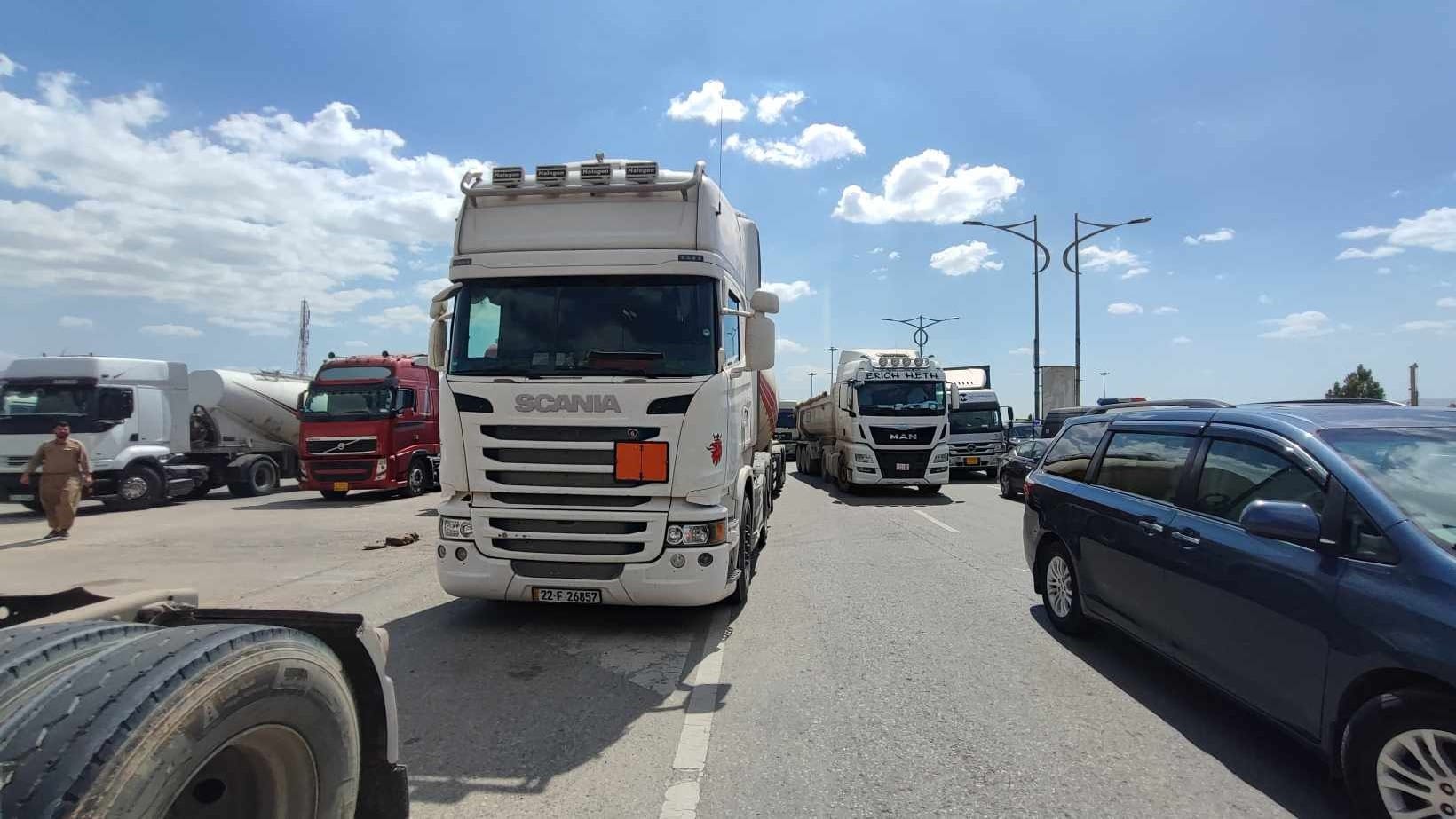 هەموو ڕۆژانێکی هەینی هاتووچۆی بارهەڵگر و ماتۆڕسکیل قەدەغە دەکرێت