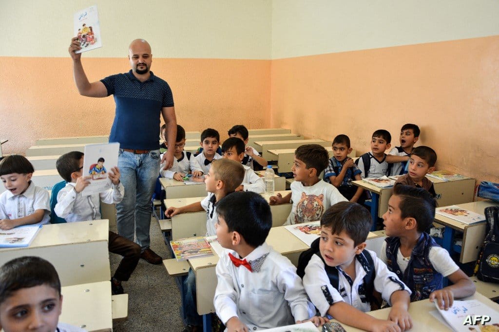 داوا دەکرێت دەرماڵەی مامۆستایان بۆ 300 هەزار دینار زیاد بکرێت