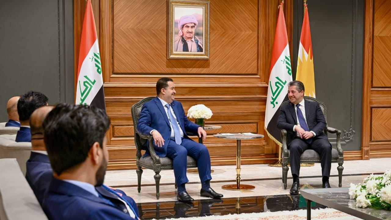 مەسرور بارزانی و سوودانی جەخت لە چارەسەرکردنی کیشەکان بە پێی دەستوور دەکەنەوە