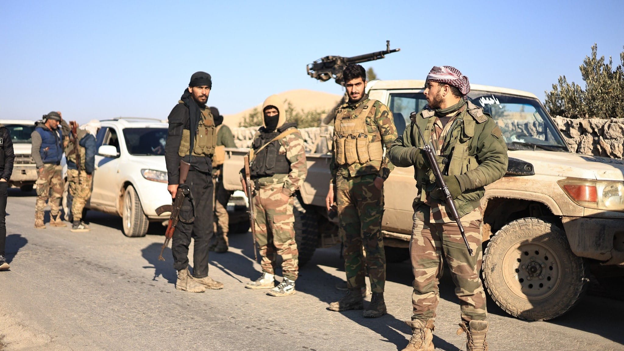 هەسەدە لە بەنداوی تشرین دەکشێتەوە و سوپای سووریا جێگەی دەگرێتەوە