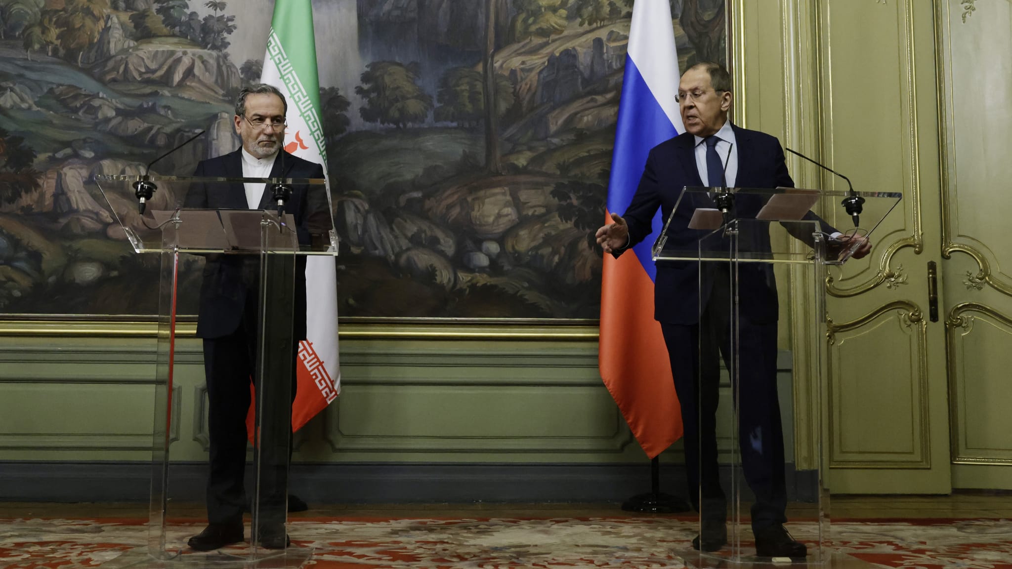 ڕووسیا بۆ ئێران: بەرامبەر ئەمریکا یارمەتیدان دەدەین