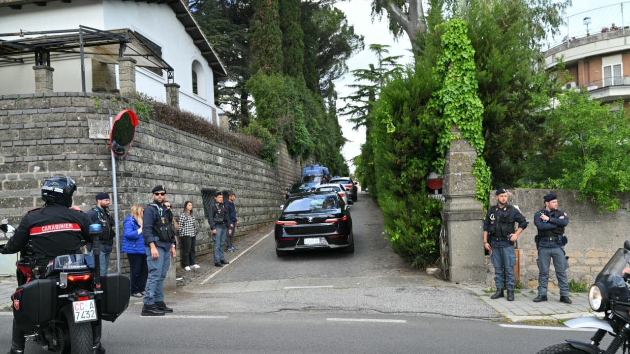 عێراق هەڵوێستی خۆی لەبارەی دانوستانەکانی ئەمریکا و ئێران دەردەبڕێت