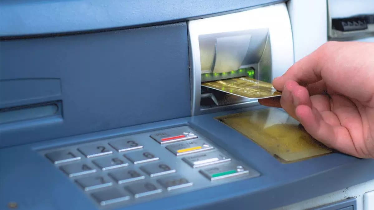 ژمارەی ئامێرەکانی ATM بۆ دابەشكردنی مووچە زیاد دەکرێن