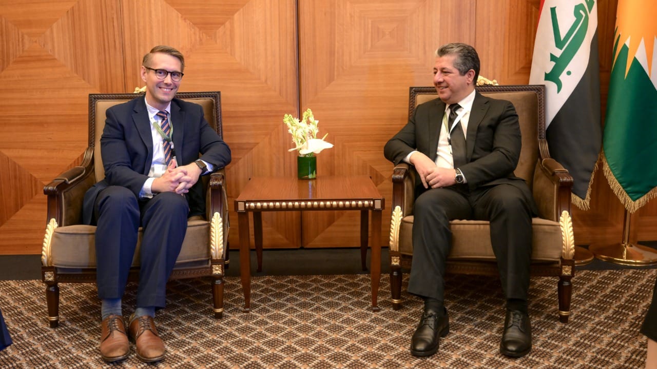 شاندێکی ئەمریکا و مەسرور بارزانی: هەناردەکردنەوەی نەوتی کوردستان بە زووترین کات گرنگە