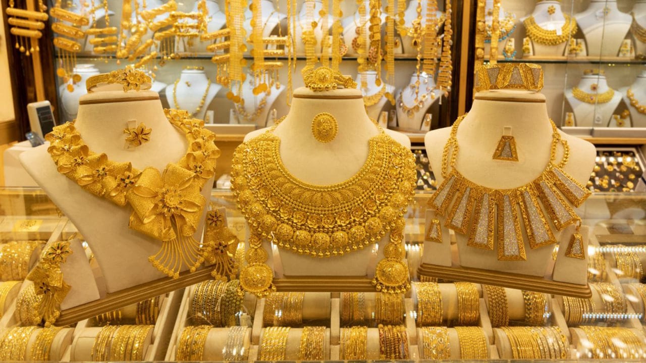 نرخی زێڕ بەشێوەیەکی بەرچاو دادەبەزێت