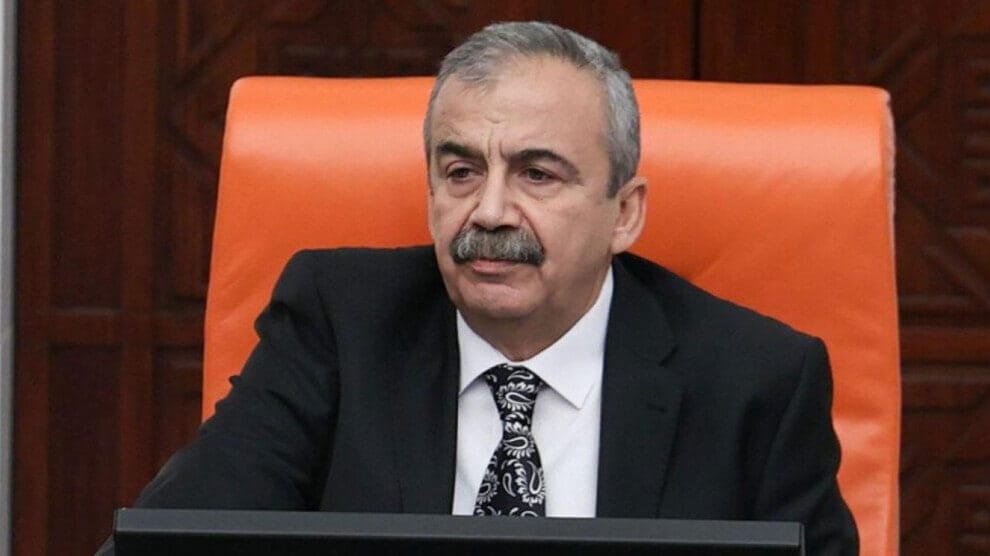 ئەمڕۆ سری سوورەییا ئۆندەر لە ئیستەنبووڵ بەخاک دەسپێردرێت