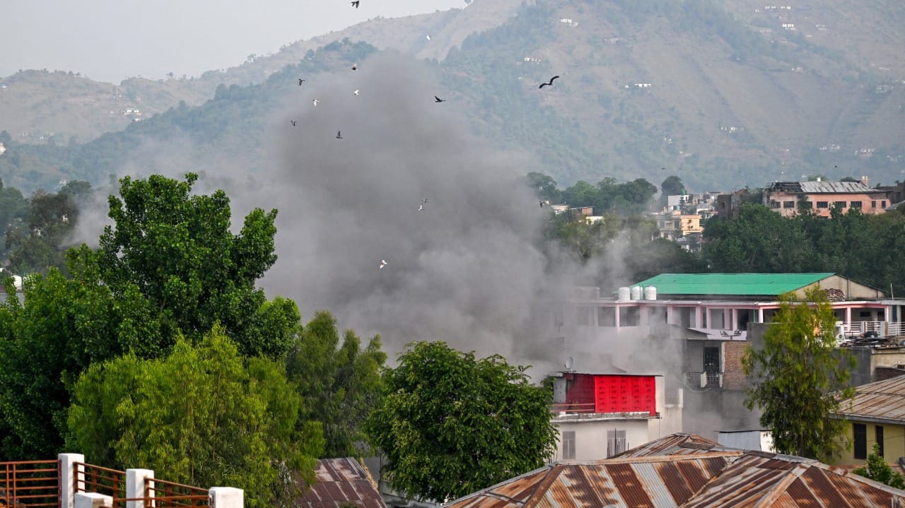 بەهۆی هێرشەکانی هیندستان باری نائاسایی لە پاکستان ڕاگەیێنرا