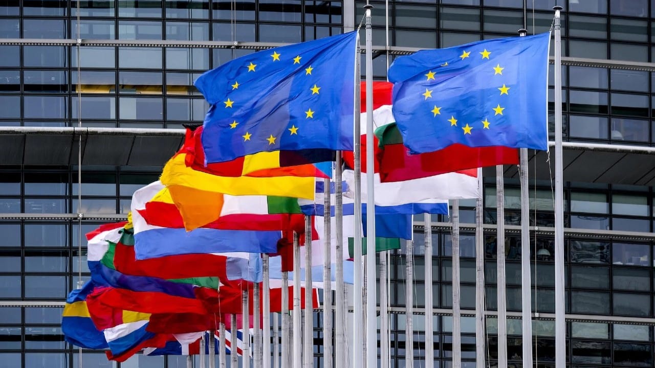 یەکێتیی ئەوروپا پاکێجێکی نوێی سزا بەسەر ڕووسیادا دەسەپێنێت