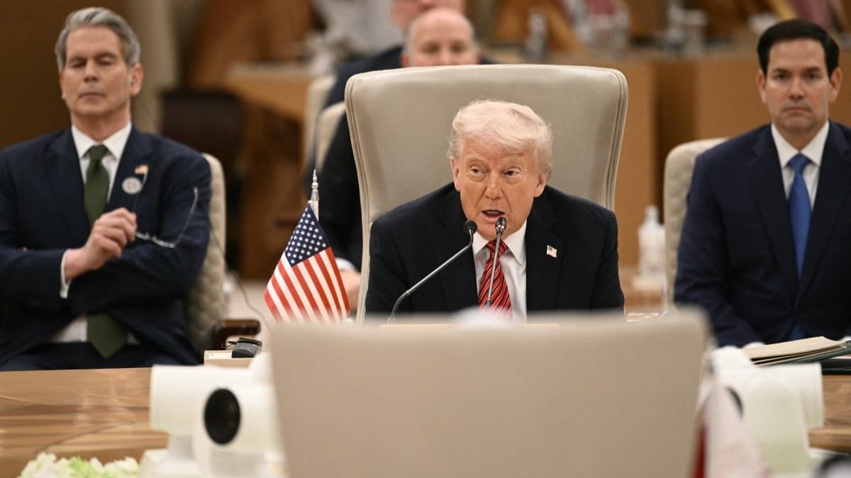 ئێران: ترەمپ سیاسەتی فریودان و چەواشەکاری پەیڕەو دەکات