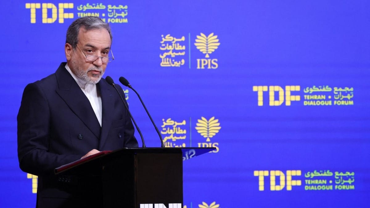 ئێران: بەردەوام دەبین لە دانوستان لەگەڵ ئەمریکا