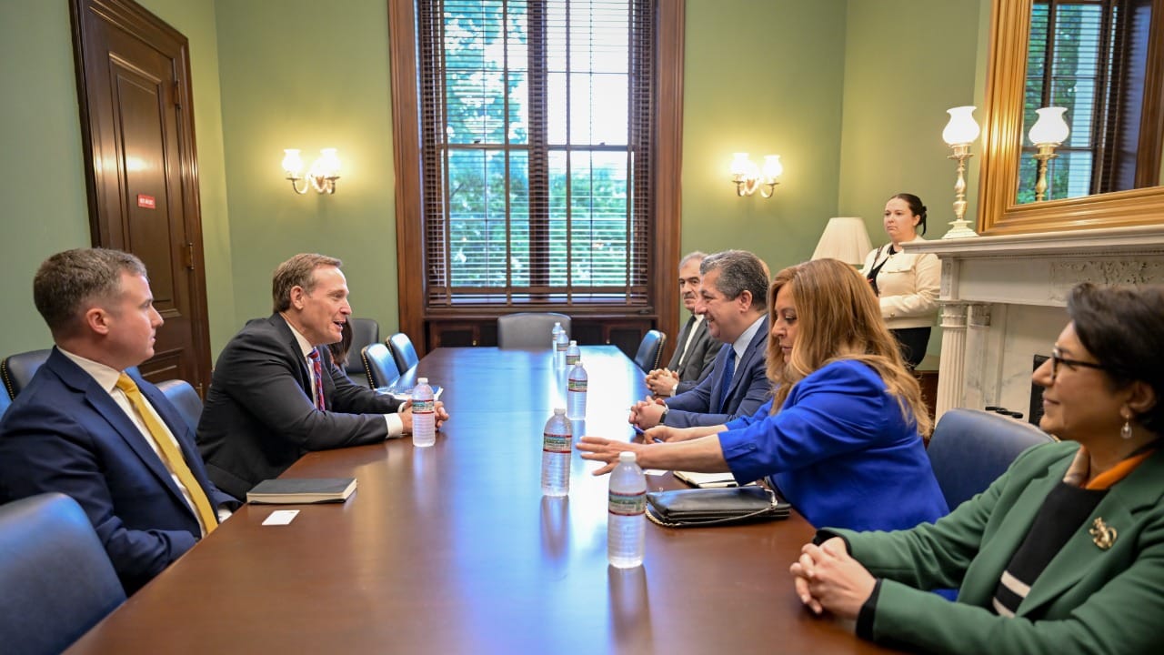 سەرۆکوەزیران و سێناتۆر تێد بەد جەخت لە بەردەوامبوونی پشتگیریکردنی هێزی پێشمەرگە دەکەنەوە