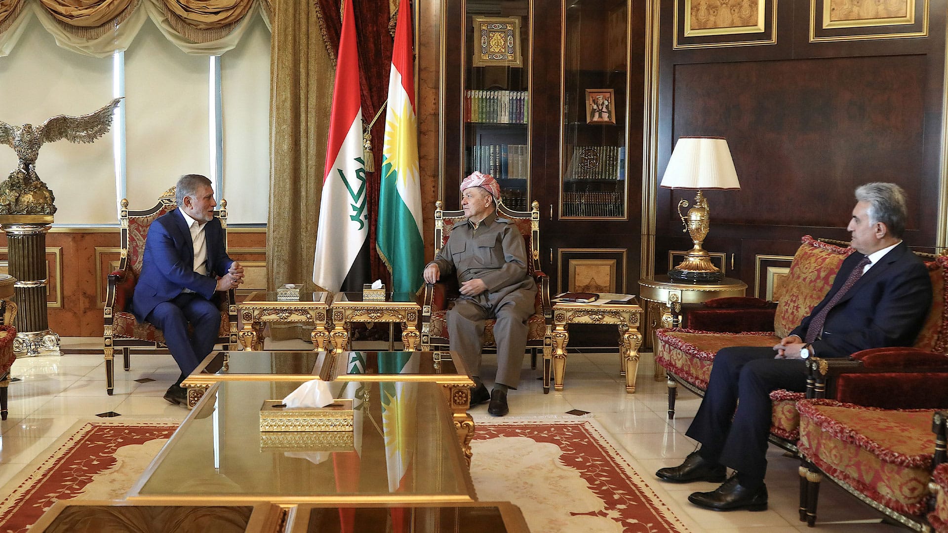 سەرۆک بارزانی و عزەت شابەندەر گۆڕانکارییەکانی ناوچەکەیان تاوتوێکرد