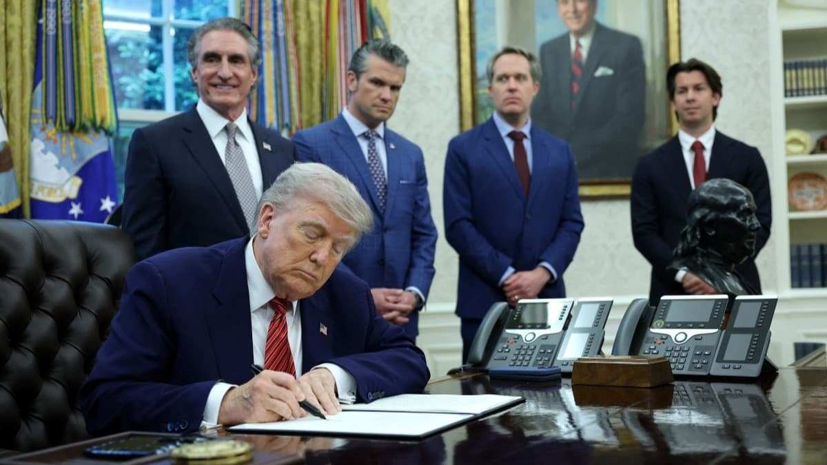 عێراق لەبارەی گەیاندنی هەڕەشەیەکی ترەمپ بۆ ئێران ڕوونکردەوە دەدات