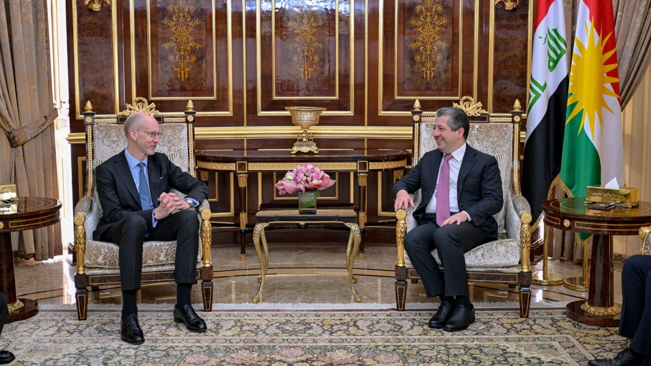 مەسرور بارزانی و هەڵسوڕێنەری کاروباری باڵیۆزخانەی سوید دۆخی گشتیی عێراق و ناوچەکە ئاڵوگۆڕ دەکەن