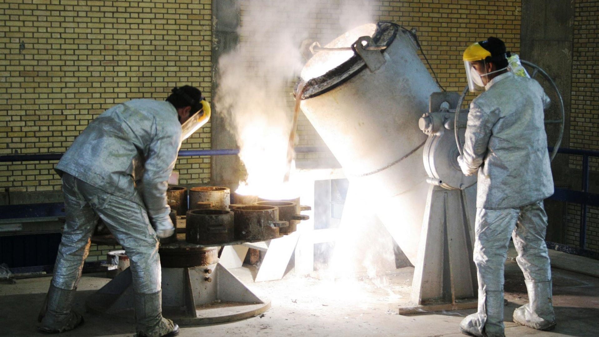 ئەکسیۆس: ئەمریکا ڕێگەدەدات ئێران یۆرانیۆم بپیتێنێت