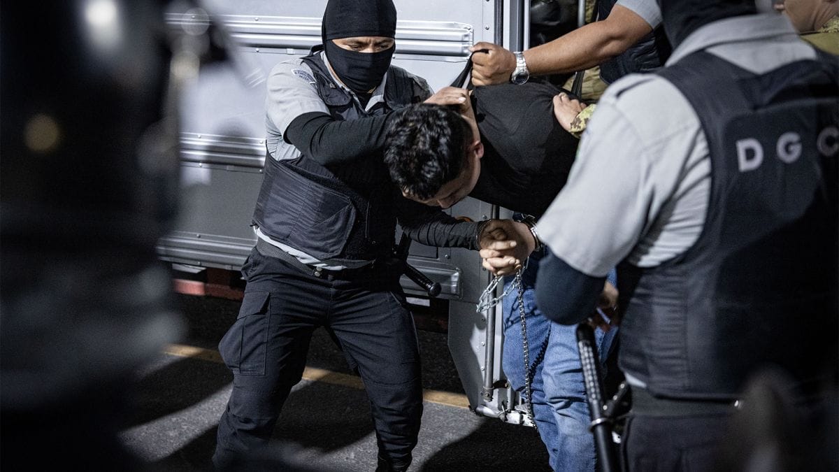 وڵاتانی یەكێتی ئەوروپا دیپۆرتی زۆرەملێی پەنابەرانی عێراقیان دەستپێكردووە