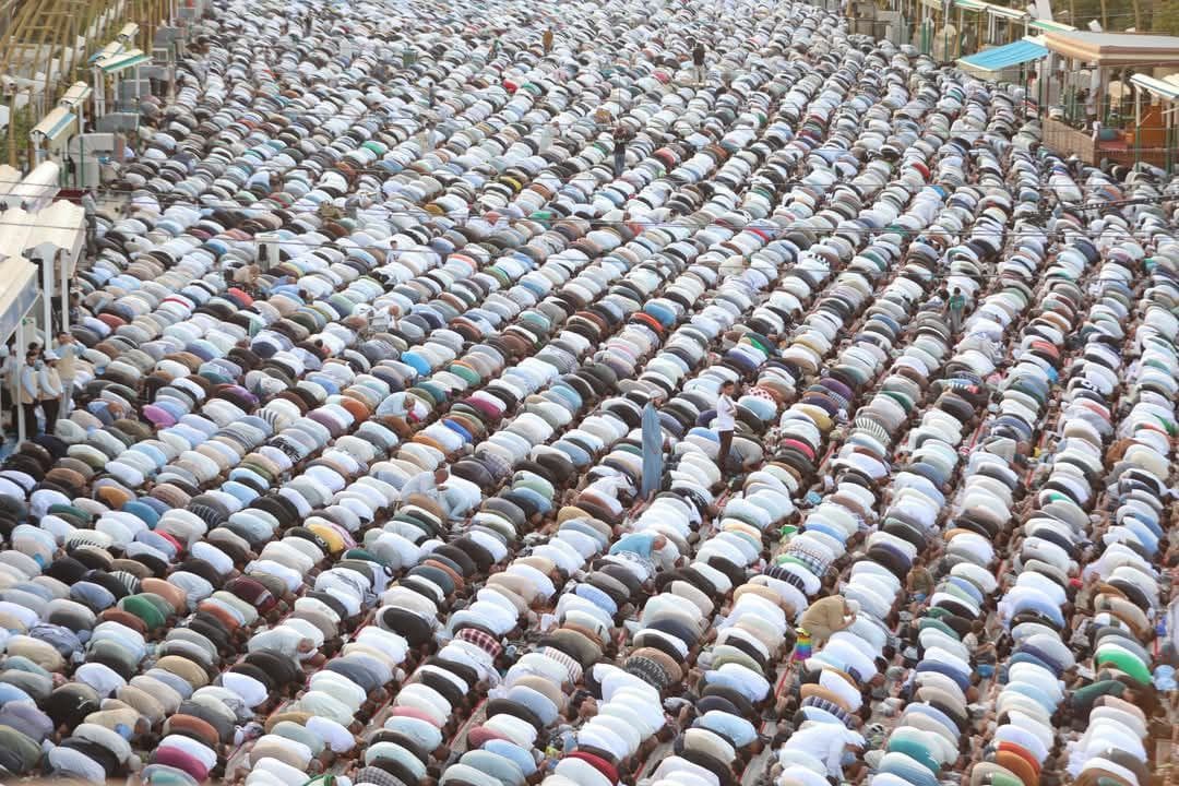 نوێژی جەژن لای شیعەکانی عێراق و بەشێک لە وڵاتانی ئیسلامی بەڕێوەچوو