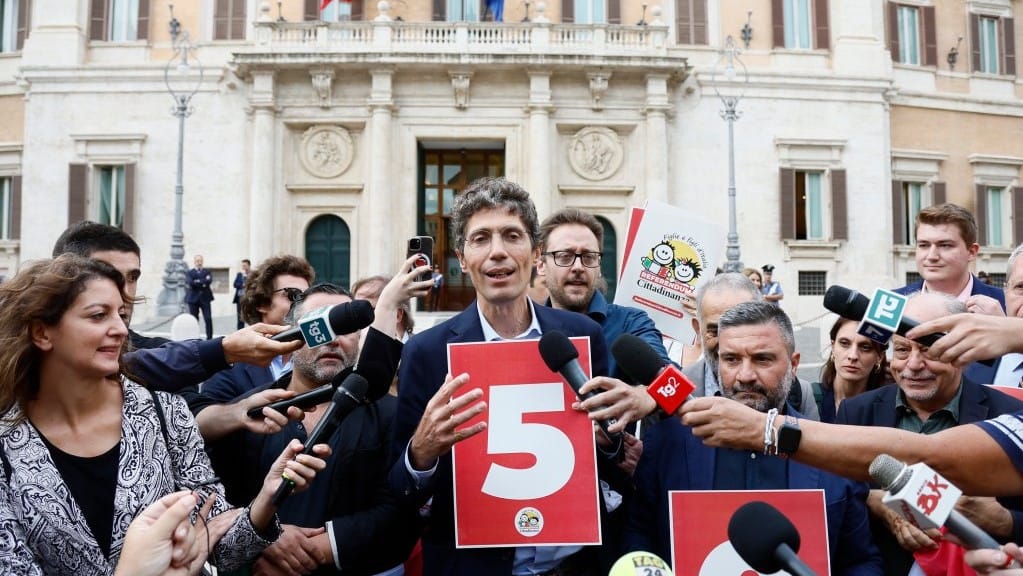 ئیتاڵیا ڕیفراندۆمی تایبەت بە ڕەگەزنامە و مافی کرێکاران دەکات