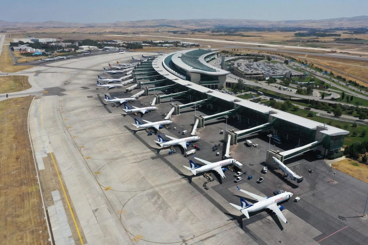 ئەو هاونیشتمانییانەی لە ئیستەنبووڵ و عەممان گیریان خواردووە، دەگەڕێنرێنەوە