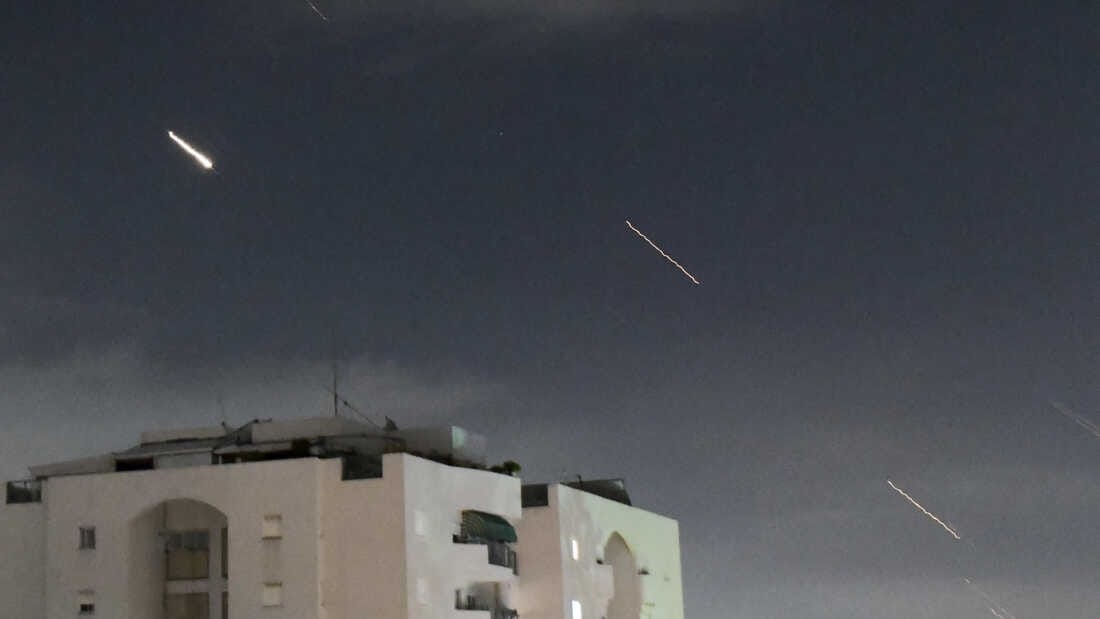 مووشەک و درۆنی ئێران بەڕێوەن و لە چەند ناوچەیەکی ئیسرائیل زەنگی ئاگادارکردنەوە لێ دەدرێت