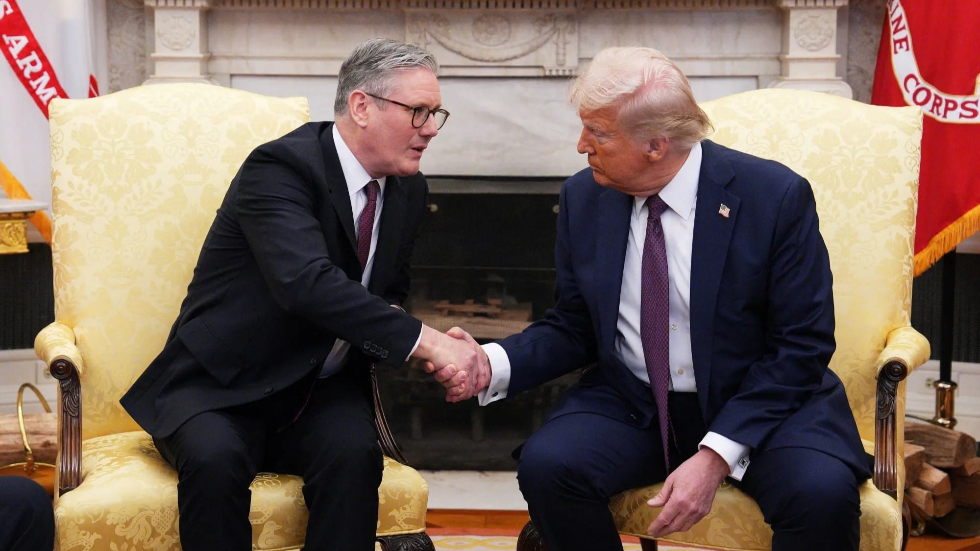 ترەمپ و ستارمەر: لە نزیكترین كاتدا ئێران دەگەڕێنینەوە سەر مێزی گفتوگۆ