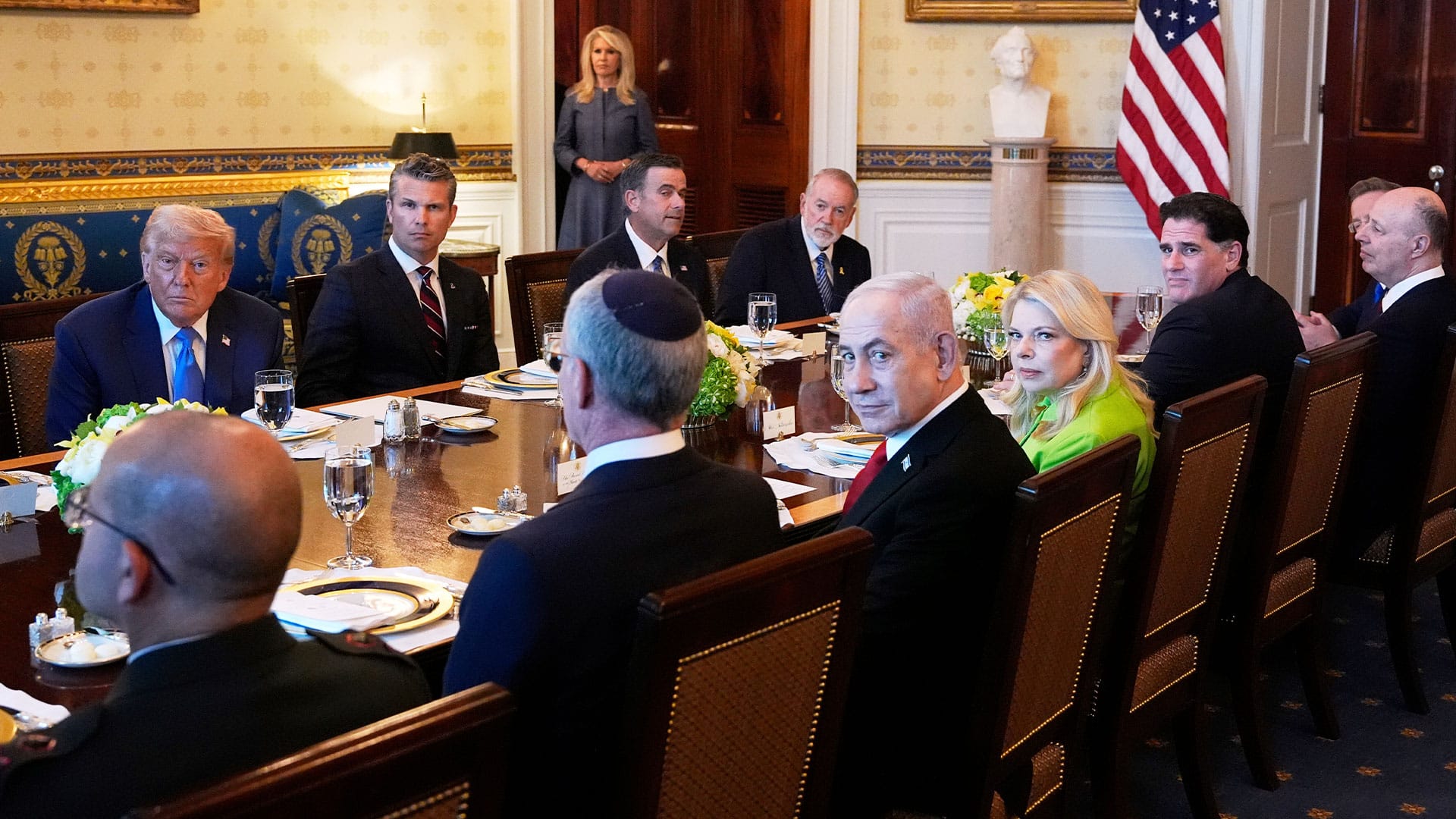 ترەمپ: لە کاتی گونجاودا سزاکانی سەر ئێران هەڵدەگرم