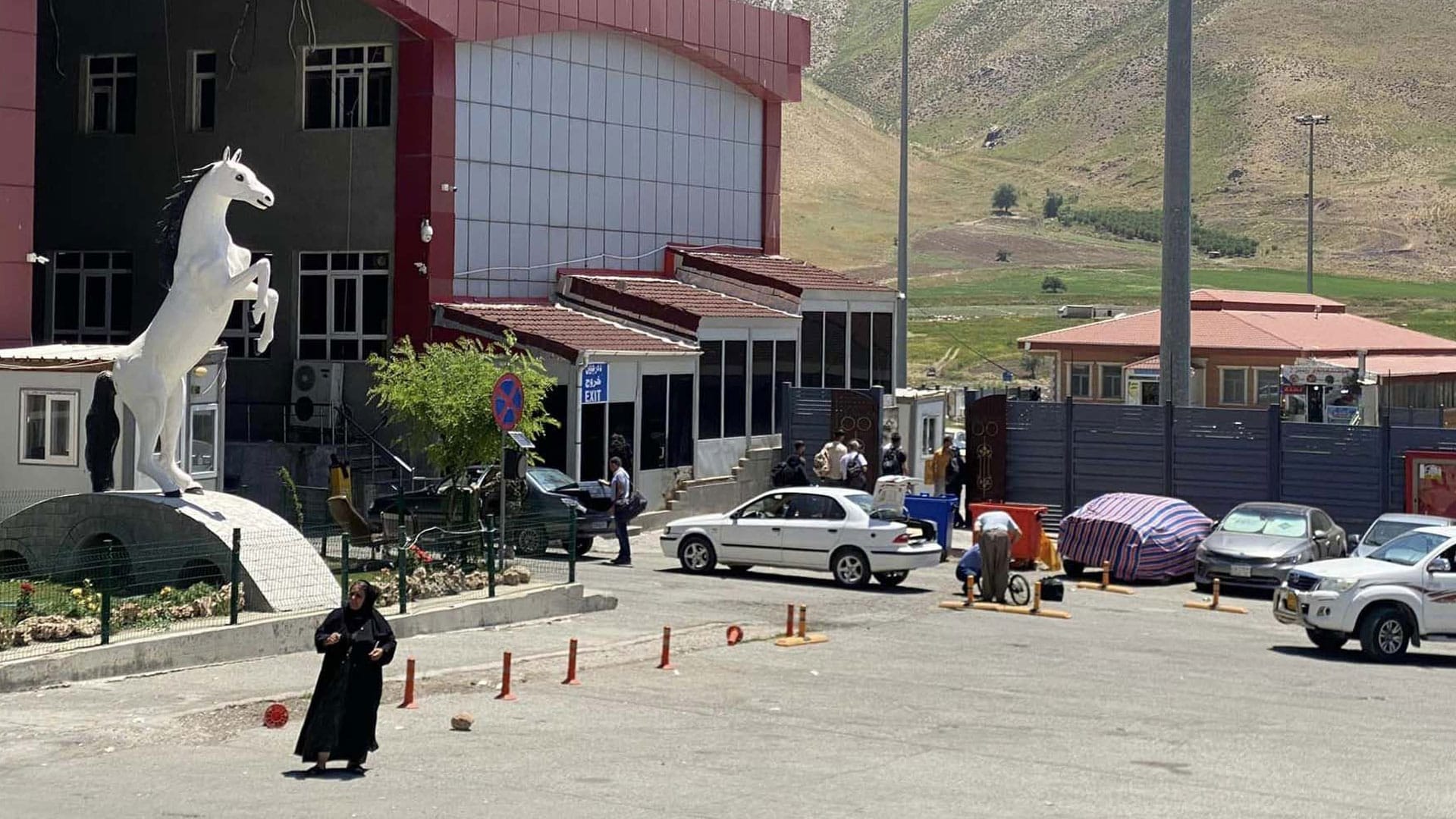 هاتووچۆی گەشتیاری بۆ ئێران ئاسایی بووەتەوە