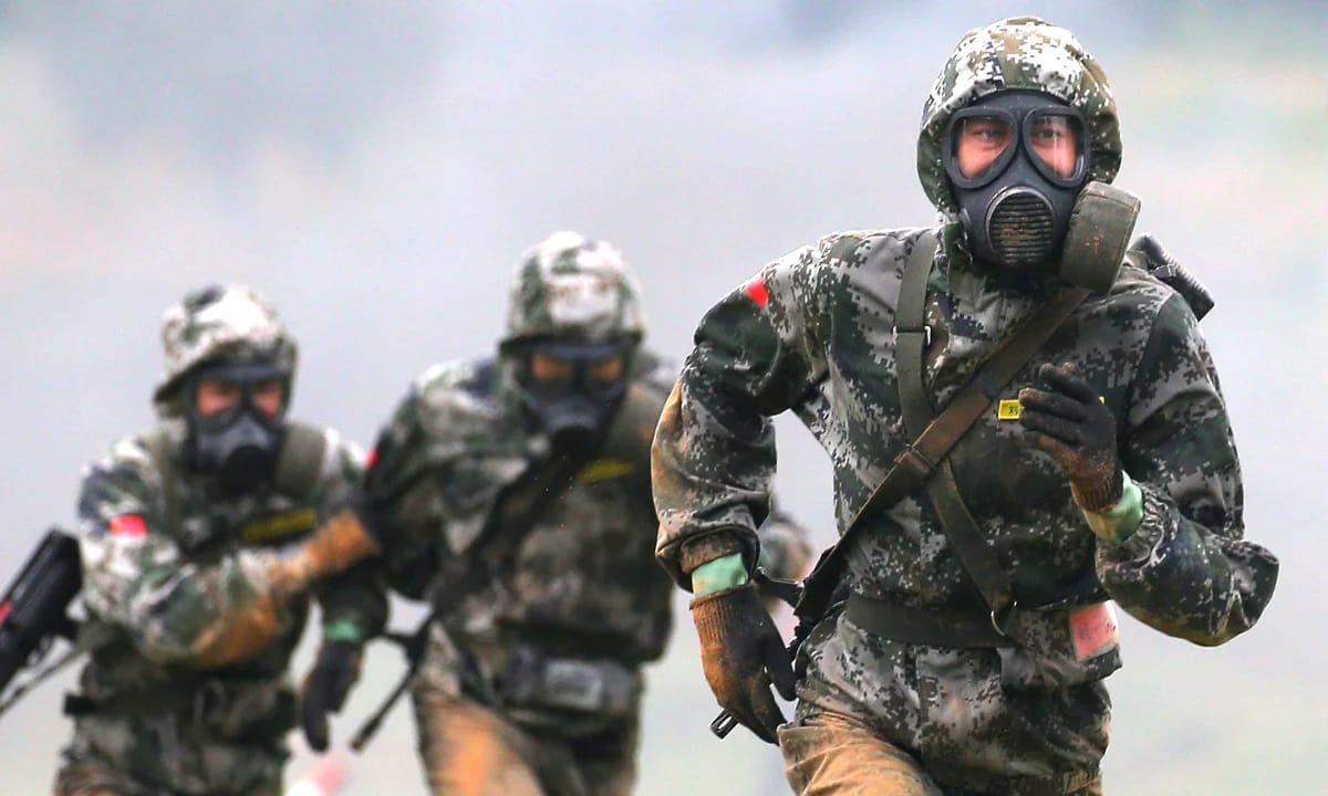 چین کار لەسەر دروستکردنی "سەربازی سەروو ئاسایی" دەکات