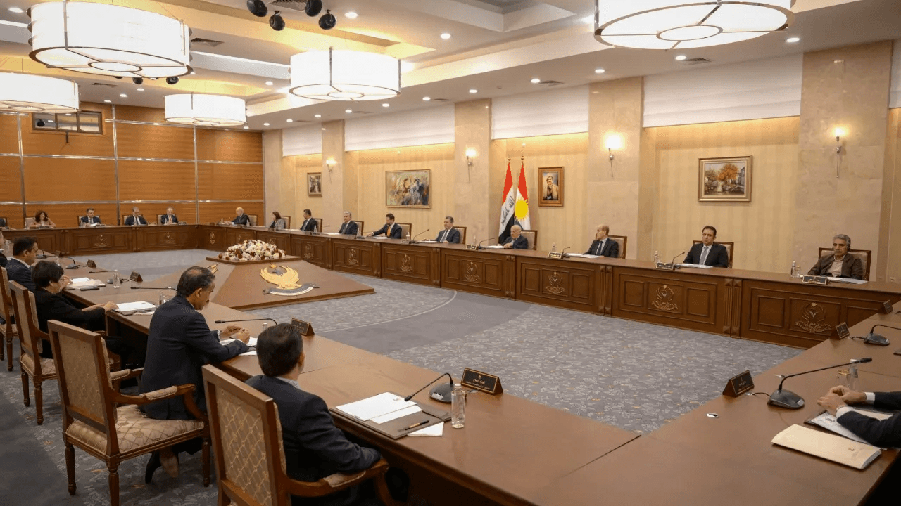 ئەنجوومەنی وەزیران پرسی ڕاگرتنی هەناردەکردنی نەوت تاوتوێ دەکات