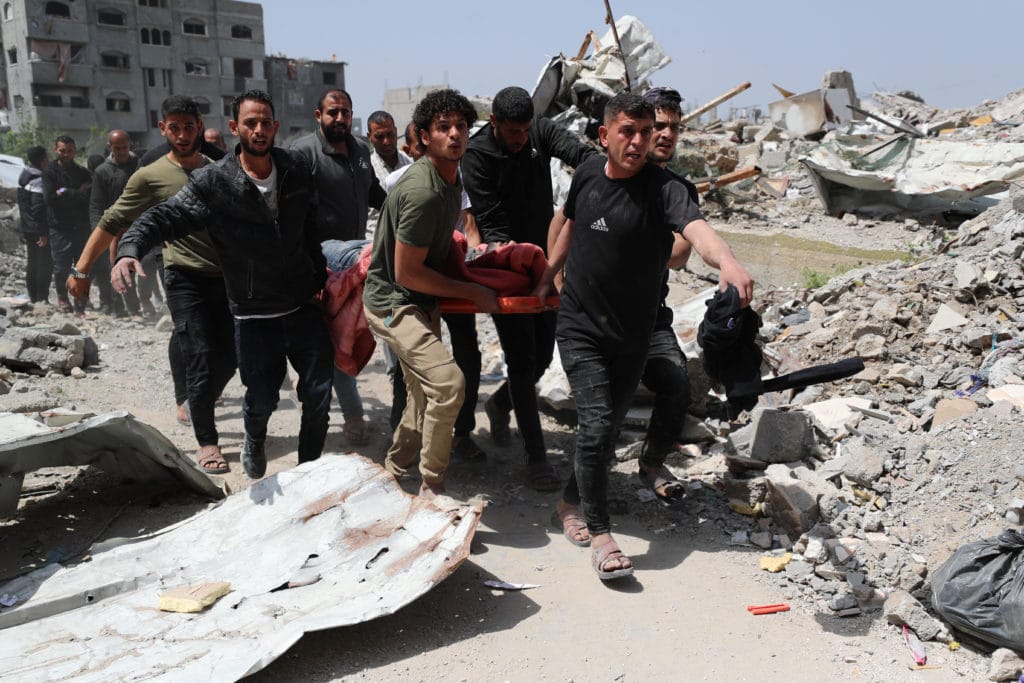 ئیسرائیل دەیان کەسی دیکە لە کەرتی غەززە دەکوژێت