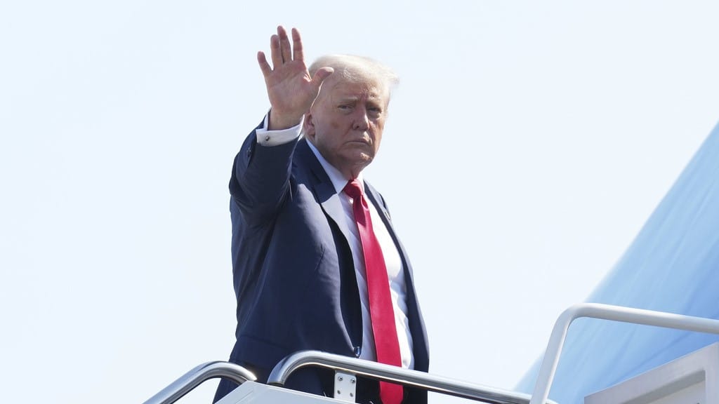 ترەمپ: چەکدارانی حەماس دەیانەوێت بمرن