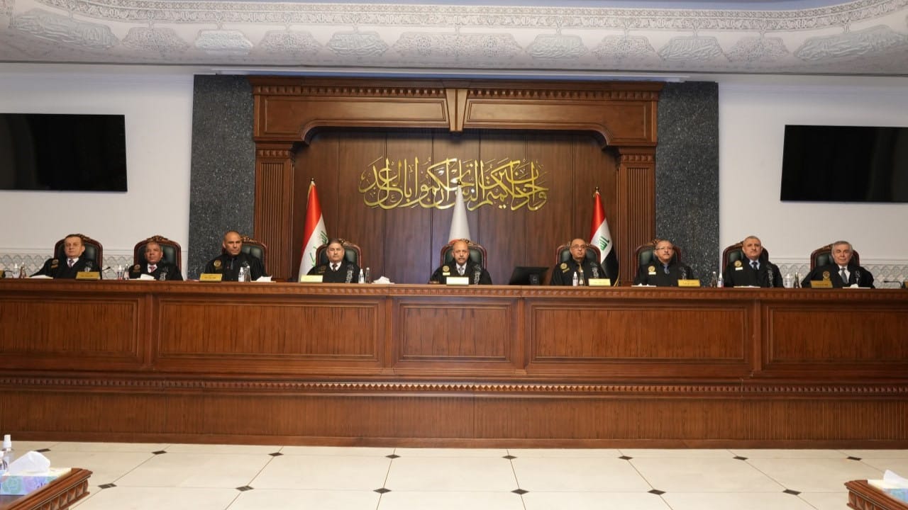 دادگای فیدراڵی لەبارەی مووچەی مووچەخۆرانی هەرێمی کوردستان و پرۆژەی ڕووناکی بڕیاری دا