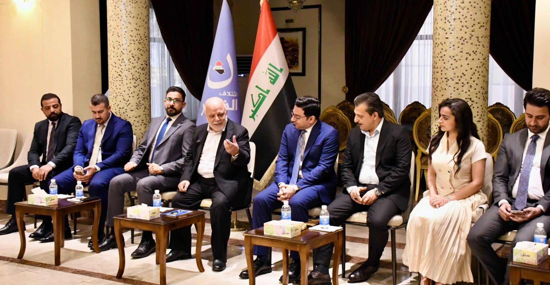 عەبادی داوا دەکات گرفت بۆ ناردنی مووچەی فەرمانبەرانی کوردستان دروست نەکرێت