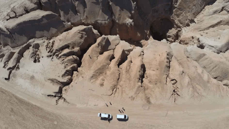 پیردەیان جەعفەر: لە شنگال لەڕێگەی تونێلەوە بازرگانی بە چەک و ماددەی هۆشبەر دەکرێت