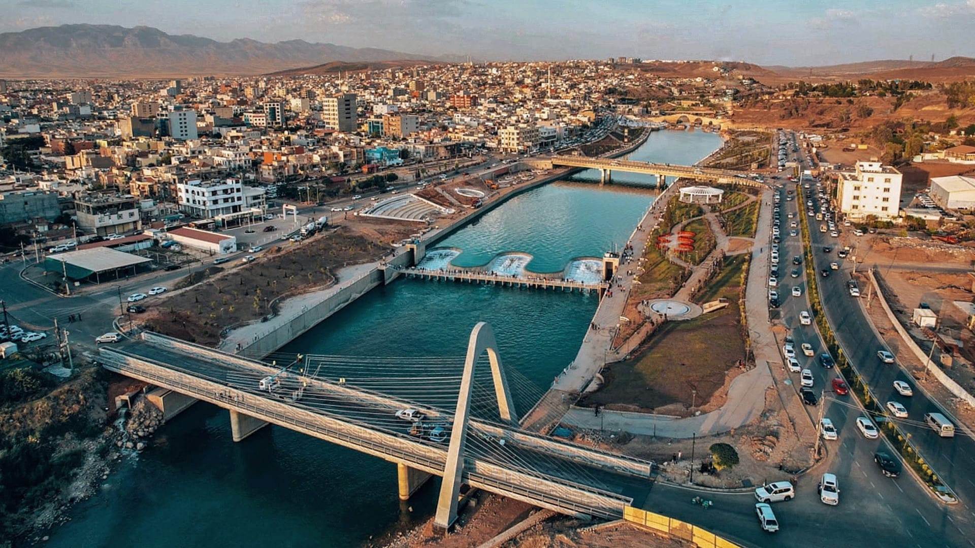 لە دوو مانگی داهاتوودا کارەبای 24 کاتژمێری دەگاتە تەواوی زاخۆ