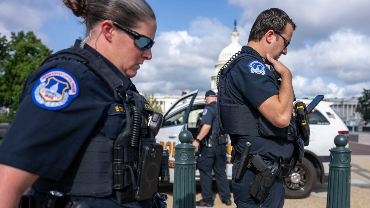 ترەمپ هێزی فیدراڵی لە پایتەختی ئەمریکا بڵاو دەکاتەوە