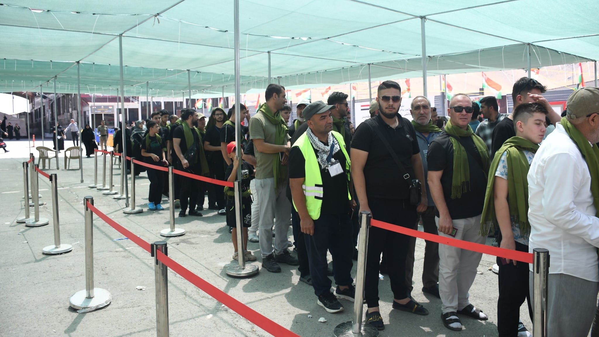 زیاتر لە 90 هەزار زیارەتکار لە دەروازەی حاجی ئۆمەرانەوە گەیشتوونەتە هەرێمی کوردستان