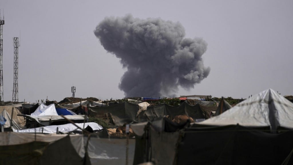 لە ماوەی 24 کاتژمێردا لە غەززە بەهۆی هێرشەکانی ئیسرائیل 100 کەس کوژراون