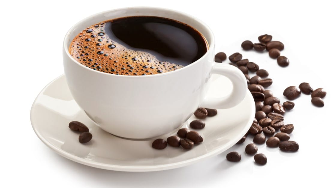 پزیشکان هۆشداری لەبارەی خواردنەوەی قاوە خێرا ئامادەكراوەكان دەدەن