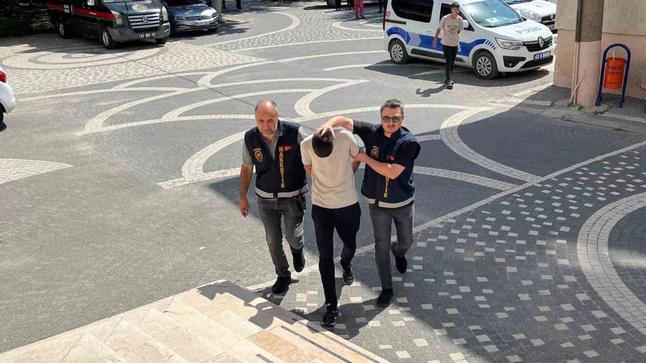 بە تۆمەتی کوشتن و چەتەیی تورکیا 10 داواکراوی لە شەش وڵاتەوە هێنایەوە