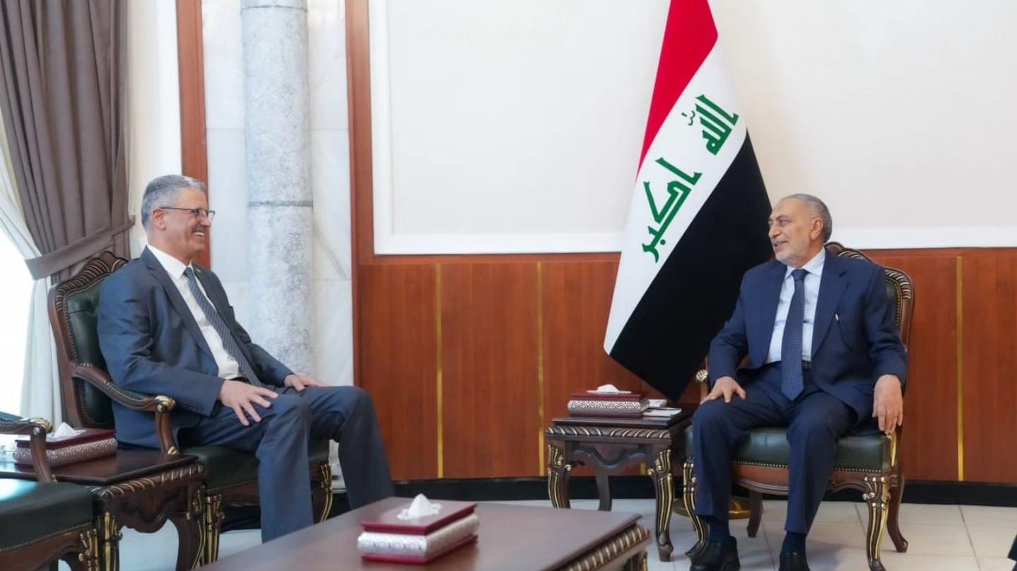 مەشهەدانی و وەزیری نەوت پرسی بە قاچاخبردنی بەرهەمە نەوتییەکان تاوتوێ دەکەن