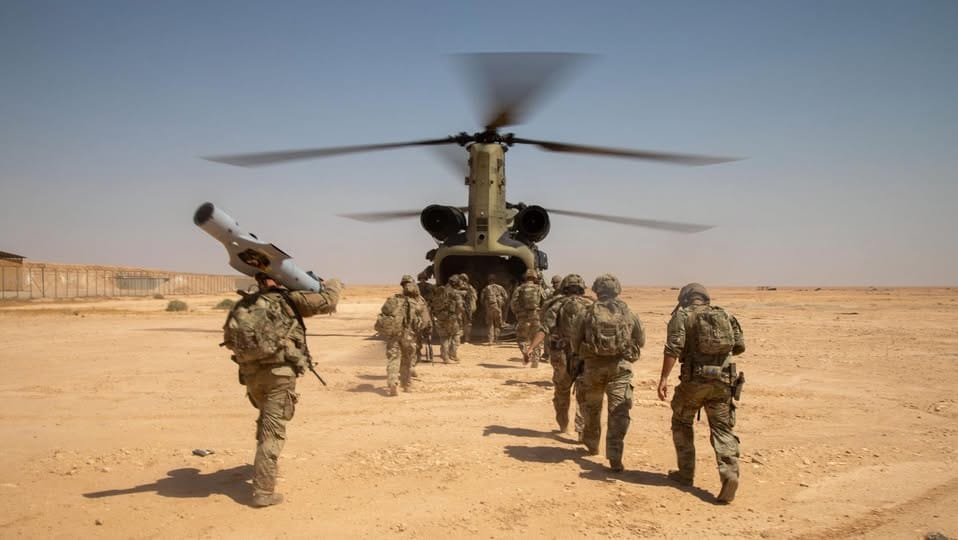 یەکەم کاروانی سەربازی ئەمریکی بنکەی عەین ئەسەد بەجێدەهێڵێت