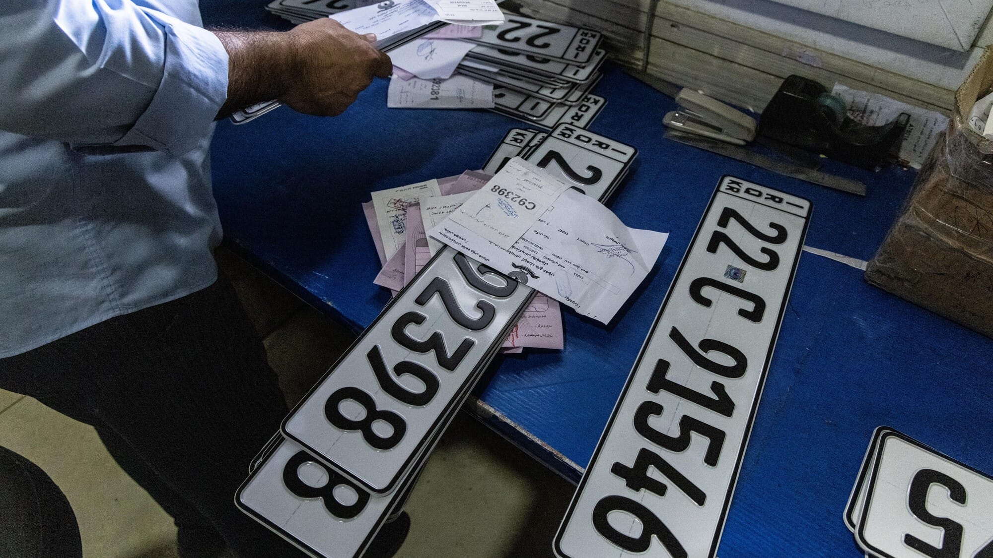 عێراق: دەست بە چاپکردنی تابلۆی ئۆتۆمبێلی بارهەڵگر دەکرێت