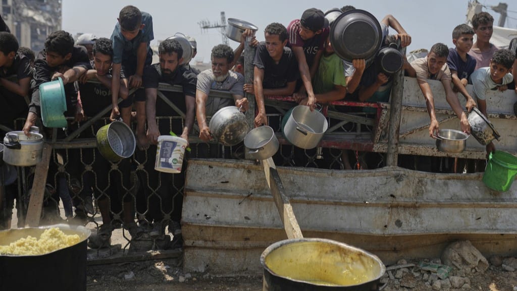 نەتەوە یەکگرتووەکان بە فەرمی قەیرانی برسییەتی لە غەززە ڕادەگەیەنێت، ئیسرائیلیش ڕەتیدەکاتەوە
