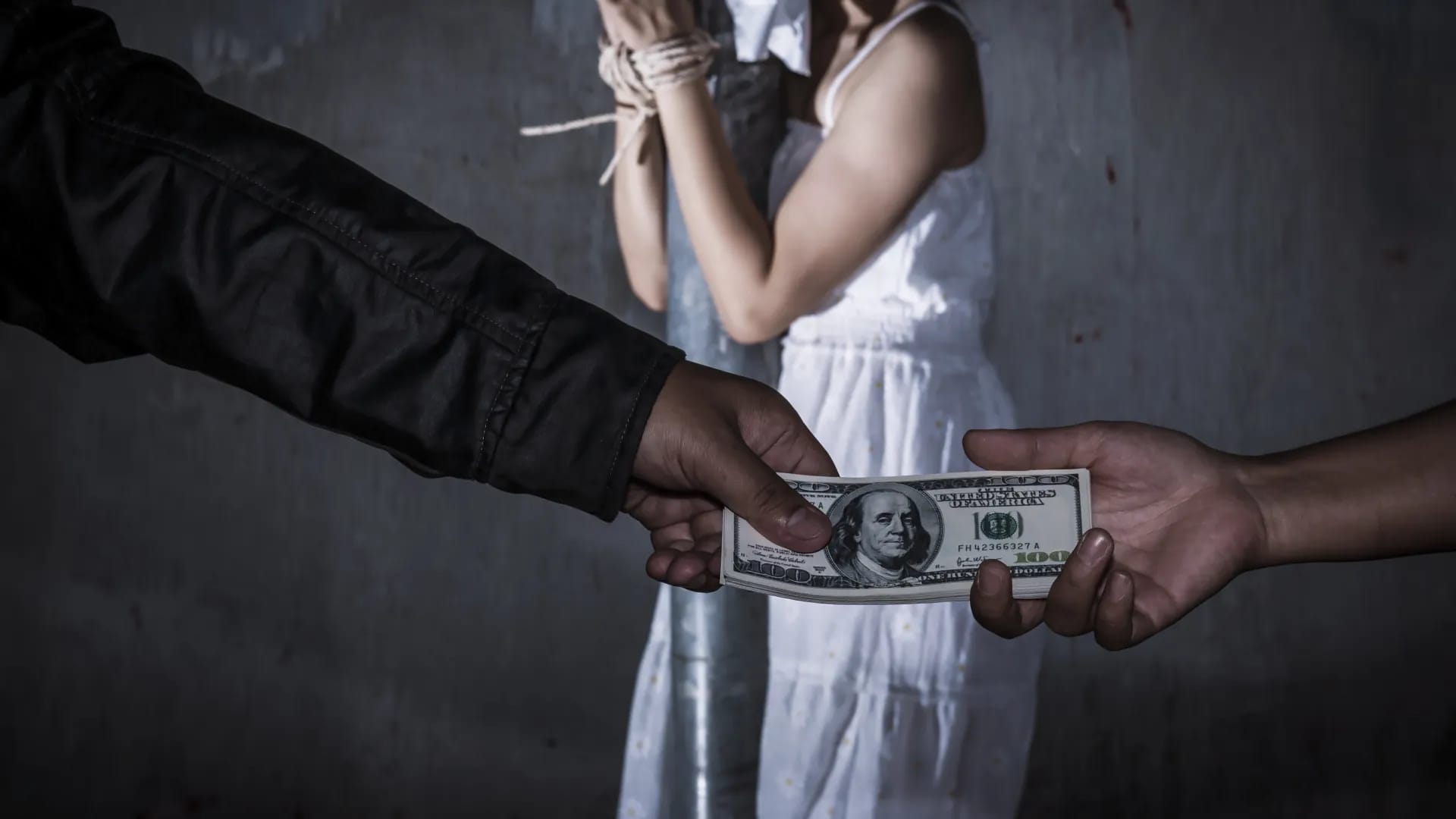 تۆڕێکی بازرگانیکردن بە ماددەی هۆشبەر و لەشفرۆشی دەستگیر دەکرێن